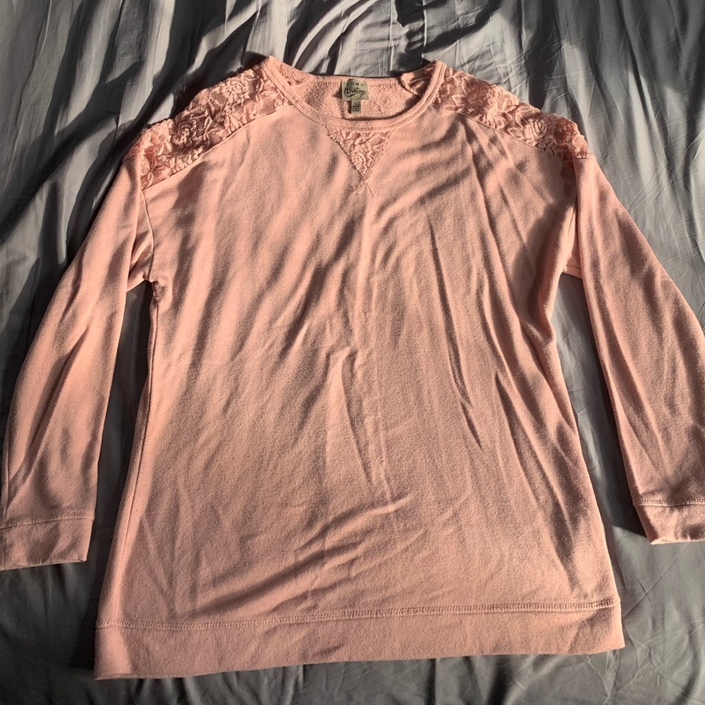 Light Pink Sweater/shirt